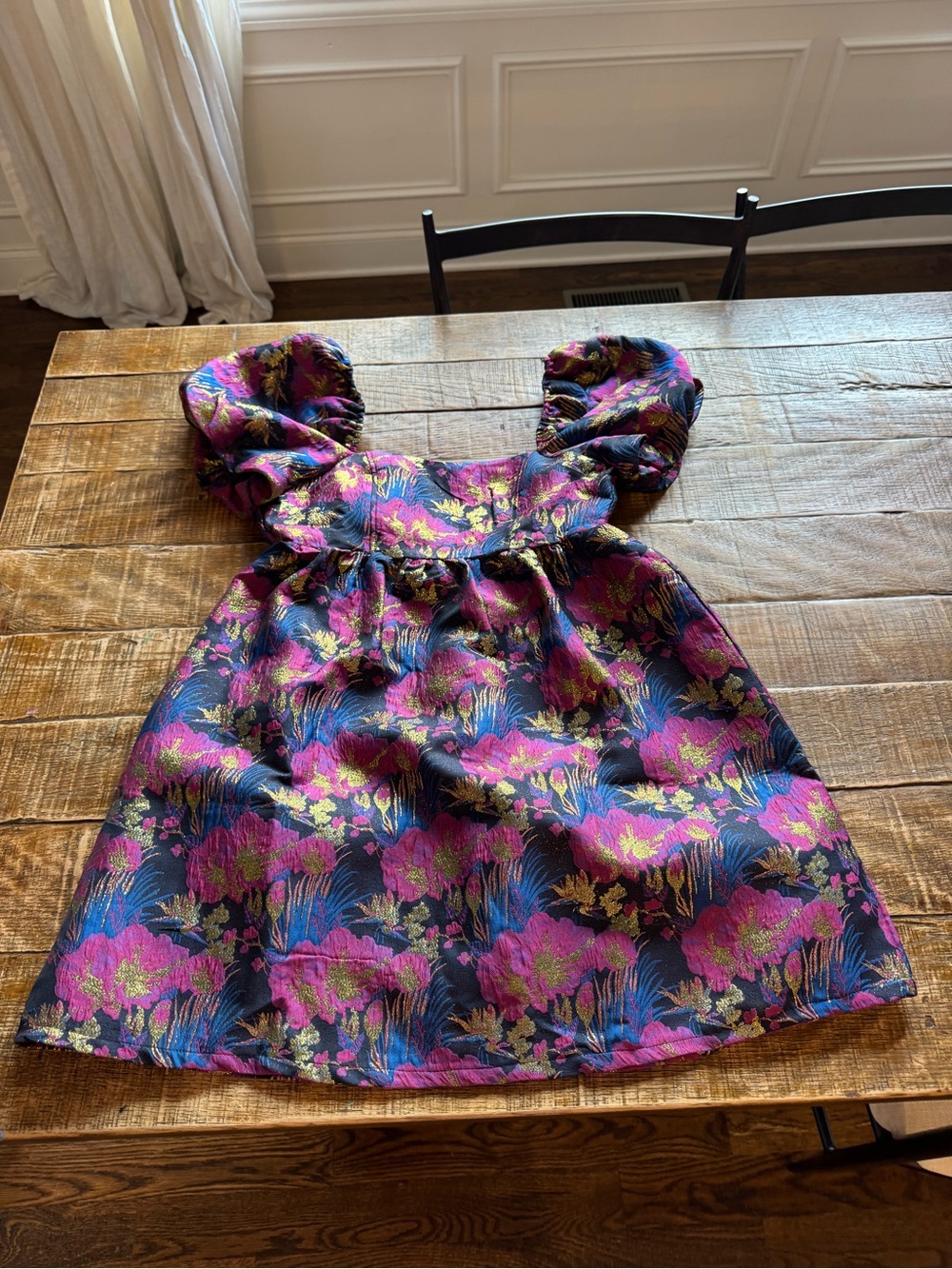 TCEC Women’s Floral Puff-Sleeve Dress in Magenta, Navy, and Gold